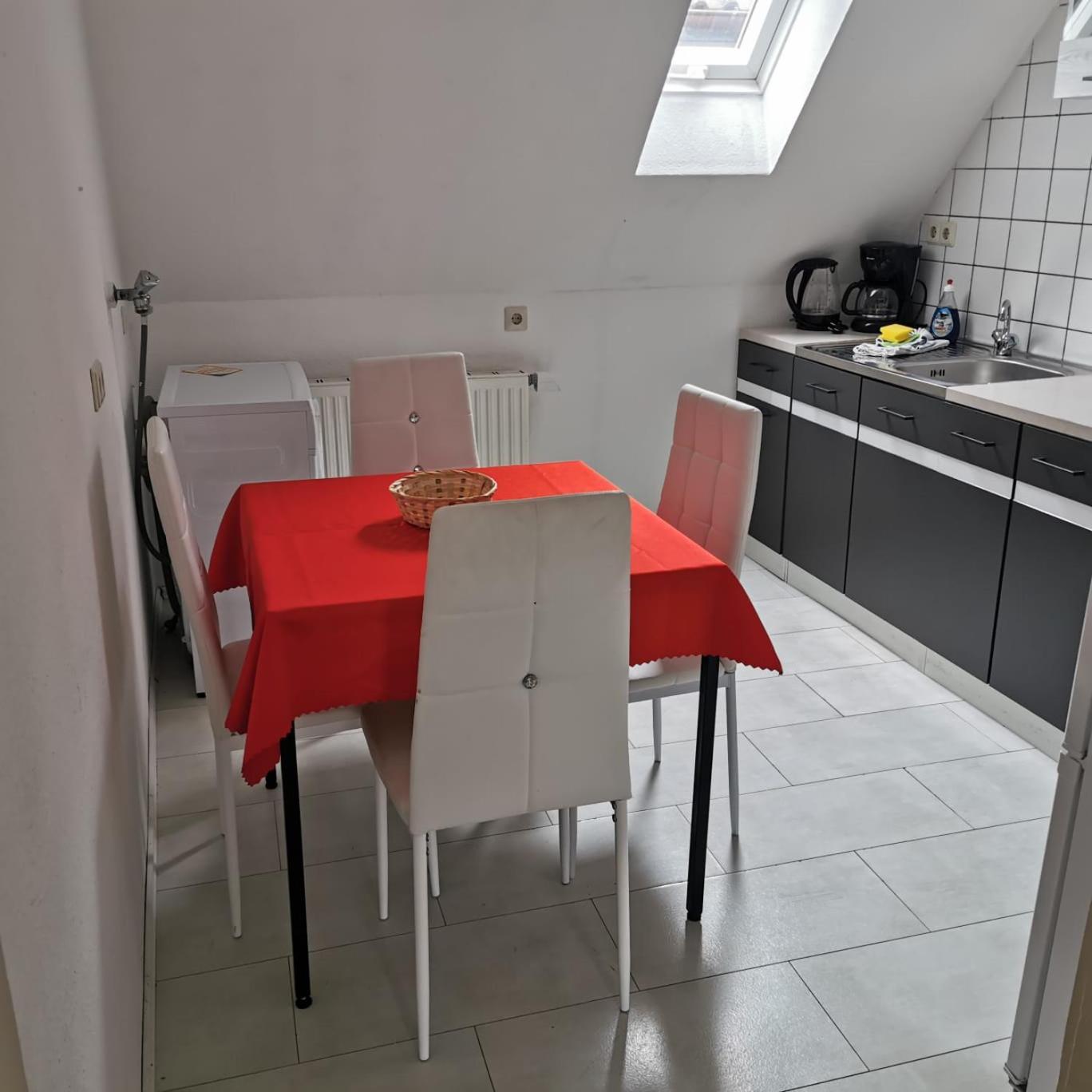 Ferienwohnungen Calwer Hoefle Marktplatz Kamer foto